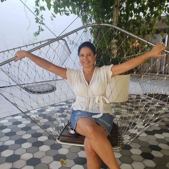 Meet your Posher, Sandra - Picture 1 of 1